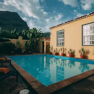  Country house Rural La Casa Amarilla